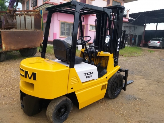 ขายรถยก TCM FD25 Z2 เครื่องดีเซล C240 เสาสูง 5 เมตร ยกได้ 2.5 ตัน เกียร์ธรรมดา สไลด์ชิพ ยางตันหน้า-หลัง รถนอกนำเข้า ติดต่อ 063-5628992 ขายรถยก TCM FD25 Z2 เครื่องดีเซล C240 เสาสูง 5 เมตร ยกได้ 2.5 ตัน เกียร์ธรรมดา สไลด์ชิพ ยางตันหน้า-หลัง รถนอกนำเข้า ติดต่อ 063-5628992