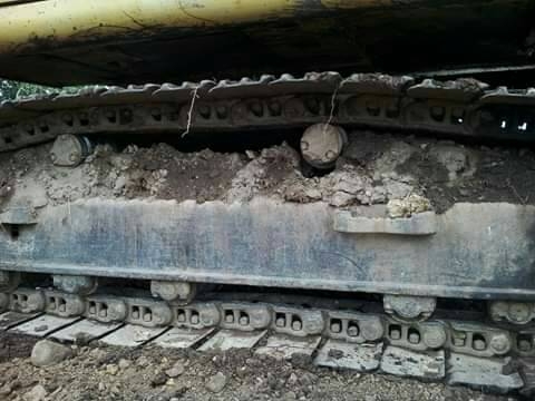 ขายKOMATSU PC200-6 ไฟตัดทำงานใช้ได้ปกติเอวดีช่วงล่างดีปั้มแรงมีเอกสารซื้อขายราคา 500,000