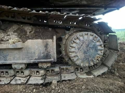 ขายKOMATSU PC200-6 ไฟตัดทำงานใช้ได้ปกติเอวดีช่วงล่างดีปั้มแรงมีเอกสารซื้อขายราคา 500,000