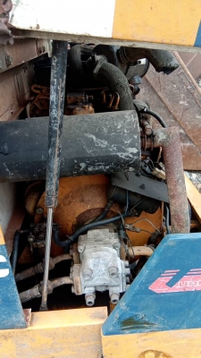ขาย komatsu. Pc05-6พร้อมโป๊ะลงน้ำพร้อมใช้งาน