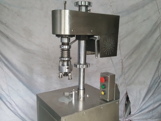 ขายเครื่องปิดฝาขวดเกลียว กึ่งอัตโนมัติ