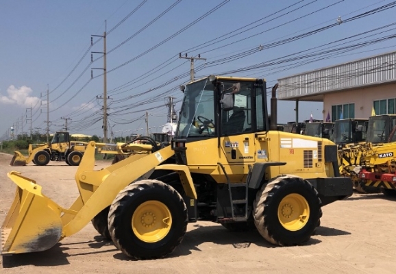 ขายรถตักล้อยาง KOMATSU WA100-5 (2,xxx ชั่วโมง) นำเข้าเองจากญี่ปุ่น สภาพสวยพร้อมใช้