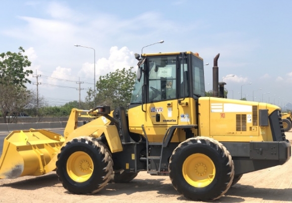 ขายรถตักล้อยาง KOMATSU WA100-5 (2,xxx ชั่วโมง) นำเข้าเองจากญี่ปุ่น สภาพสวยพร้อมใช้