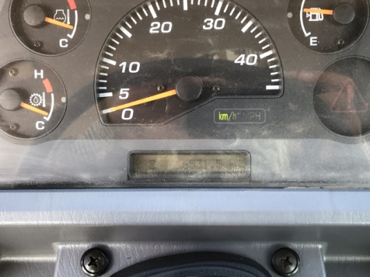 ขายรถตักล้อยาง KOMATSU WA200-5 (6,xxx ชั่วโมง) นำเข้าเองจากญี่ปุ่น สภาพสวยพร้อมใช้ มีVDOการทำงานครับ