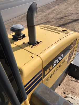 ขายรถตักล้อยาง KOMATSU WA200-5 (6,xxx ชั่วโมง) นำเข้าเองจากญี่ปุ่น สภาพสวยพร้อมใช้ มีVDOการทำงานครับ