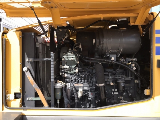 ขายรถตักล้อยาง KOMATSU WA200-5 (6,xxx ชั่วโมง) นำเข้าเองจากญี่ปุ่น สภาพสวยพร้อมใช้ มีVDOการทำงานครับ