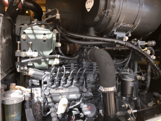 ขายรถตักล้อยาง KOMATSU WA200-5 (6,xxx ชั่วโมง) นำเข้าเองจากญี่ปุ่น สภาพสวยพร้อมใช้ มีVDOการทำงานครับ