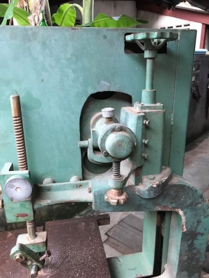 ขายเครื่องเลื่อยสายพาน ขายเครื่องเลื่อยสายพาน