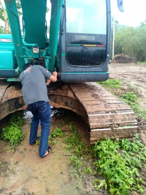 ขายKOBELCO SK200-8YN12SUPER เอกสารเล่มทะเบียนราคา 1,550,000
