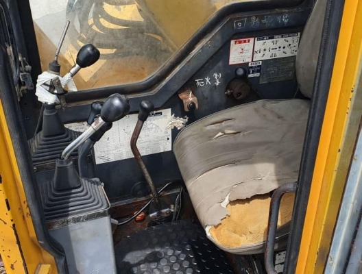 KATOคาโต้50SR-3ราคา285,000บาทซีรียล์สูง5734มีเต่ากะต่ายคลนโทลน้ำมันปั้มนี้วระบบไฟฟ้าครบเร็วแรงไม่โหลดเครื่อง 4สูบ K4Nเครื่องดีรถนอกเพื่งนำเข้ามาใหม่จากญี่ปุ่นยังไม่ได้ใช้ในไทยเลยบูมอาม์สวยเอวแน่นชั่วโม่งทำงานน้อยแค่7,188ชั่วโม่งเดินลายหัวแยกมาแล้วเทียบเท่