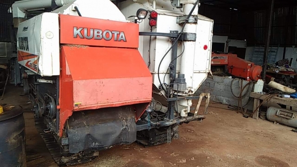 ข่ยครับ รถเกี่ยว ดีซี70จี ข่ยครับ รถเกี่ยว ดีซี70จี