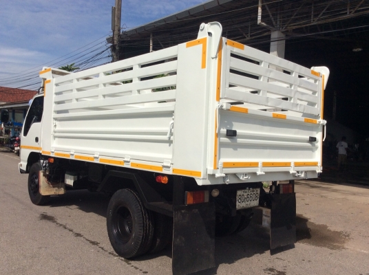 ISUZU NQR 175 ดั้ม ตาเพชร