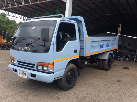 Isuzu NPR 120 ดั้ม