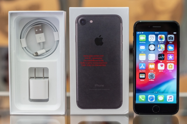 iphone 7 32 GB มีที่ชาร์ท กล่อง คู่มือ เข็ม ที่ชาร์ท สภาพใหม่เอี่ยม ใช้ได้ปกติ ส่งฟรี