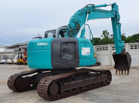 ขายด่วนรถนอก รถแบคโฮKOBELCO-SK200SRชั่วโม่งทำงานน้อยรถนอกเพิ่งนำเข้ามาเอกสารชุดจดทะเบียนยังไม่เคยใช้งานในเมืองไทยเลย