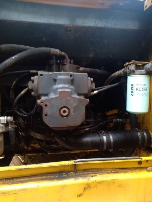ขายKOMATSU PC200-7 ไฟเต็มเอกสารเล่มทะเบียนราคา 1,200,000