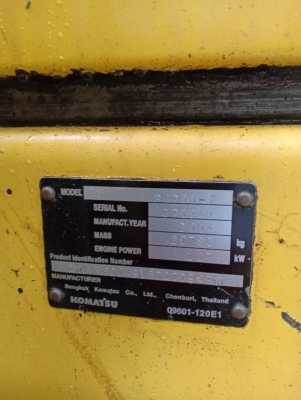 ขายKOMATSU PC200-7 ไฟเต็มเอกสารเล่มทะเบียนราคา 1,200,000
