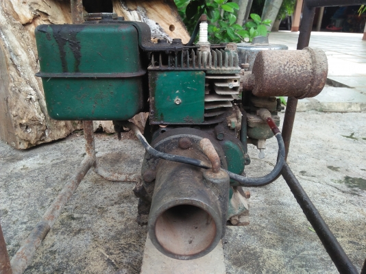เครื่องยนต์โบราณ BRIGGS&amp;STRATTON U.S.A.  เครื่องขนาดเล็ก สภาพเดิม