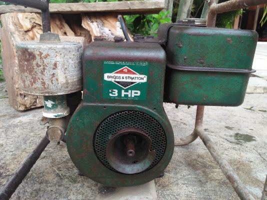 เครื่องยนต์โบราณ BRIGGS&amp;STRATTON U.S.A. เครื่องขนาดเล็ก สภาพเดิม