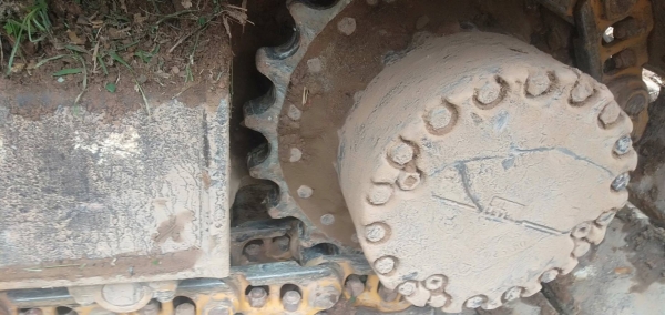 ขายKOMATSU 200-8MO ไฟเต็มเอกสารชุดจดทะเบียนราคา 1,350,000