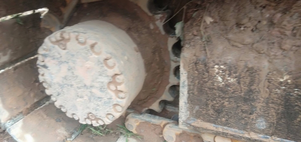 ขายKOMATSU 200-8MO ไฟเต็มเอกสารชุดจดทะเบียนราคา 1,350,000