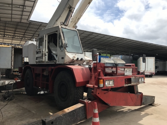 เครนTADANO4ล้อ 25ตัน m5 พร้อมเล่มทะเบียนปี2551 เครนTADANO4ล้อ 25ตัน m5 พร้อมเล่มทะเบียนปี2551