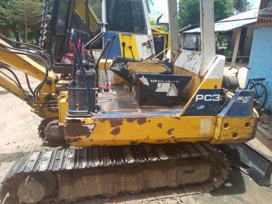 ขายKOMATSU PC30-6 ราคา 165,000