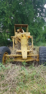 ขายรถเกรด CAT12F ขายตามสภาพราคา 130,000 ขายรถเกรด CAT12F ขายตามสภาพราคา 130,000