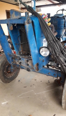 รถไถฟอร์ด 5000 T1 ผานพร้อม ใบดันพร้อม รถไถฟอร์ด 5000 T1 ผานพร้อม ใบดันพร้อม