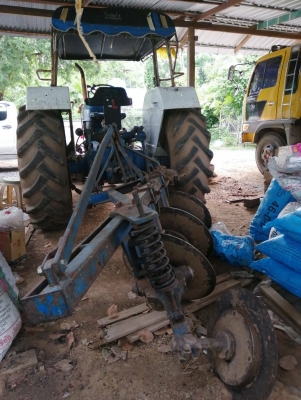 รถไถฟอร์ด 5000 T1 ผานพร้อม ใบดันพร้อม รถไถฟอร์ด 5000 T1 ผานพร้อม ใบดันพร้อม