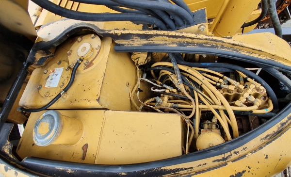 ขายด่วน600,000บาทรถแบคโฮCAT308-Bรถนอกเพิ่งนำเข้าจากญี่ปุ่นเดิมๆออโต้คันเร่งเต่าต่ายชั่วโม่งทำงานน้อยรถยังไม่เคยใช้งานในเมืองไทยเลย