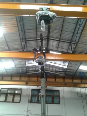 สร้างเครนโรงงาน ประกอบโครงสร้างเครน ติดตั้งเครน ตรวจสอบรอกเครน