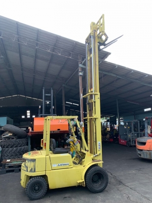 ขาย ฟอล์คลิฟต์ MITSUBISHI FD20   รถนอก เก่าญี่ปุ่น ดีเซล เสา 4.5 เมตร งาฮิ้ง เกียร์ธรรมดา