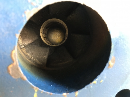 ขายปั๊มน้ำหอยโข่ง Goulds Pump made in USA. ใบพัดทองเหลือง ขนาดเข้า 2.5นิ้ว ออก 2นิ้ว รุ่นใบพัดใหญ่ส่งน้ำไกล ***ของใหม่ไม่เคยใช้งาน*** มี 2ตัว ราคาตัวละ 5,800 บาท