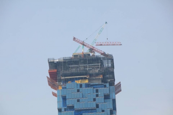 เช่าDerrick Crane หมุน 360 องศา บริการทั่วประเทศ