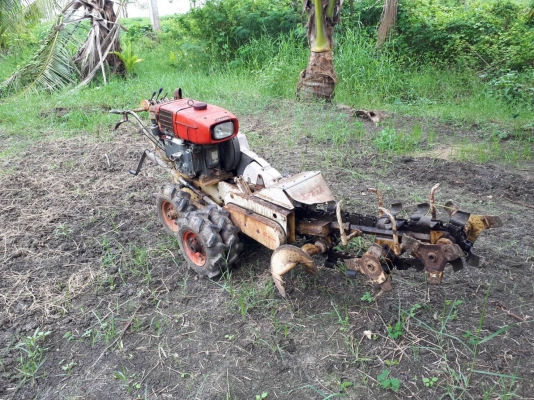 ขายถูกๆ ไปเลยครับ รถขุดวางท่อประปา สายไฟ ขุดร่อง อเนกประสงค์ เก่าญี่ปุ่น เครื่องดีเซล  พร้อมใช้