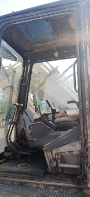 ขายเหมา3คัน700,000 CAT320V2 เสีย1คันทำงานได้2คันขายตามสภาพ