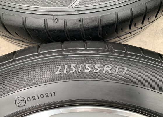 ล้อแม็ก Toyota Camry ขอบ 17 (ลาย 9 ก้าน) พร้อมยาง 215-55-17 Dunlop ปี 15