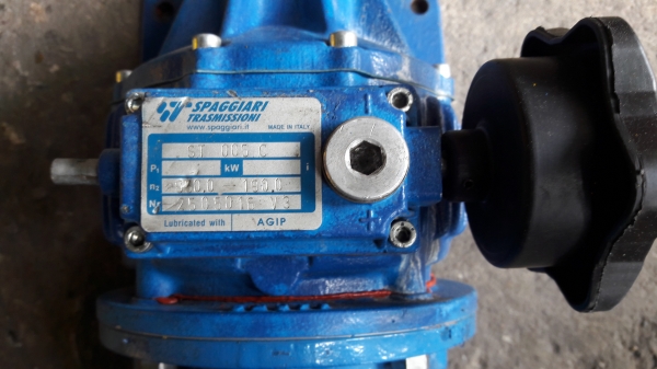 ขาย !! มอเตอร์เกียร์ปรับรอบ.ขนาด0.5แรง380v.สภาพเดิมๆพร้อมใช้งาน