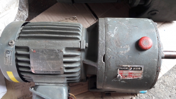 ขาย !! มอเตอร์เกียร์.TECO.ขนาด1/4แรง380v.รอบ1:10พร้อมใช้งาน ขาย !! มอเตอร์เกียร์.TECO.ขนาด1/4แรง380v.รอบ1:10พร้อมใช้งาน
