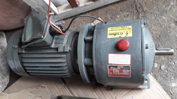 ขาย !! มอเตอร์เกียร์.TECO.ขนาด1/4แรง380v.รอบ1:10พร้อมใช้งาน ขาย !! มอเตอร์เกียร์.TECO.ขนาด1/4แรง380v.รอบ1:10พร้อมใช้งาน
