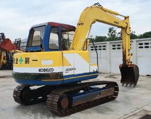 ขายด่วนรถขุด6ตันรถนอกราคา580,000บาทแบคโฮKOBELCOSK60-3มาร์คทีมีเต่ากะต่ายคลนโทลน้ำมันปั้มนี้วระบบไฟฟ้าครบเร็วแรงไม่โหลดเครื่อง 4สูบ อีซูซู4JB1รถนอกเพื่งนำเข้ามาใหม่จากญี่ปุ่นยังไม่ได้ใช้ในไทยเลย