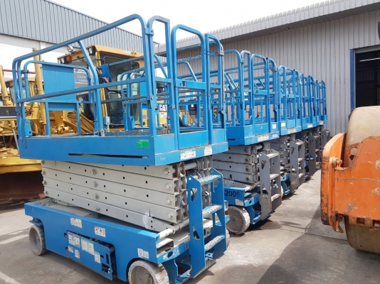 ถูกๆครับ Genie GS3246  ยกสูง10เมตร เก่านอก ปี2004 สภาพดีๆครับ