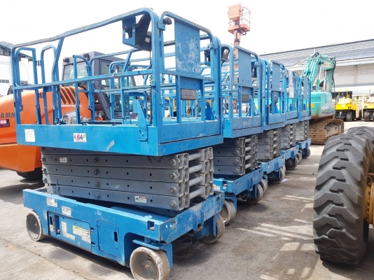 ถูกๆครับ Genie GS3246  ยกสูง10เมตร เก่านอก ปี2004 สภาพดีๆครับ