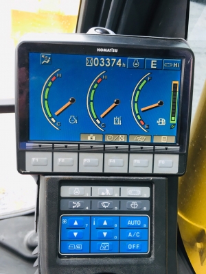 ขาย KOMATSU PC130-8 กล้องหลัง สภาพสวยๆ 3300 ชั่วโมง(PM7000ชม) ชมรถได้ทุกวัน สนใจติดต่อ 081-4283210