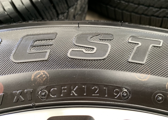 ล้อแม็กป้ายแดง Toyota New Fortuner ขอบ 18 พร้อมยางป้ายแดง 265-60-18 Bridgestone ปี 19 แม็กสวย ดอกเต็มๆ