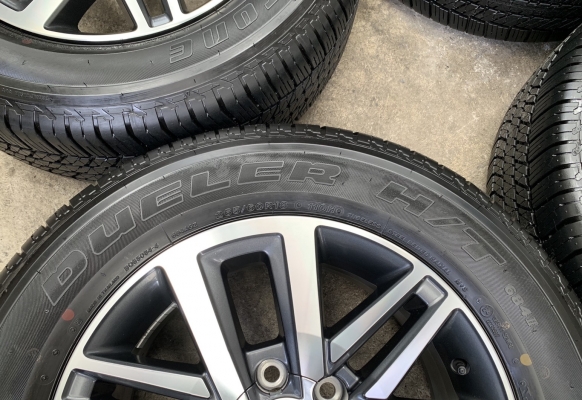 ล้อแม็กป้ายแดง Toyota New Fortuner ขอบ 18 พร้อมยางป้ายแดง 265-60-18 Bridgestone ปี 19 แม็กสวย ดอกเต็มๆ