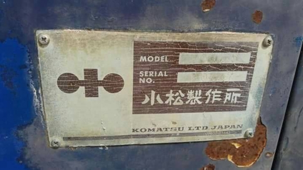 ขายKOMATSU PC 60-5สภาพสวยพร้อมใช้ราคา 380,000บาท ติดต่อคุณอ๊อฟ พิจิตร 086-737-9991