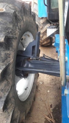 ขายFORD 7840เก๋งตู้แอร์เกียร์ท๊อกไฟฟ้าครับอุปกรณ์2ชิ้นใมมีดหน้า+ผาน7เอกสารอินวอย ราคา650,000บาท ติดต่อคุณอ๊อฟ พิจิตร 086-737-9991