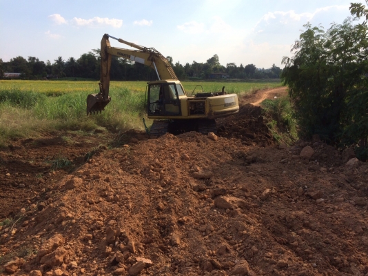 ขาย KOMATSU PC 200-6